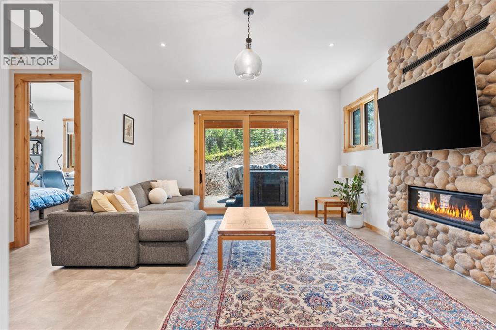 232 Stewart Creek Rise, Canmore, Alberta  T1W 0L8 - Photo 33 - A2252436