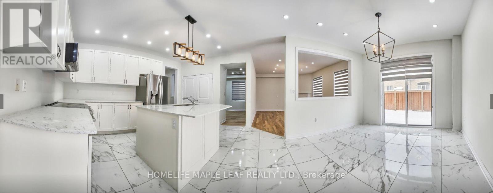 48 Farringdon Crescent, Brampton, Ontario  L7A 0B7 - Photo 10 - W12697340