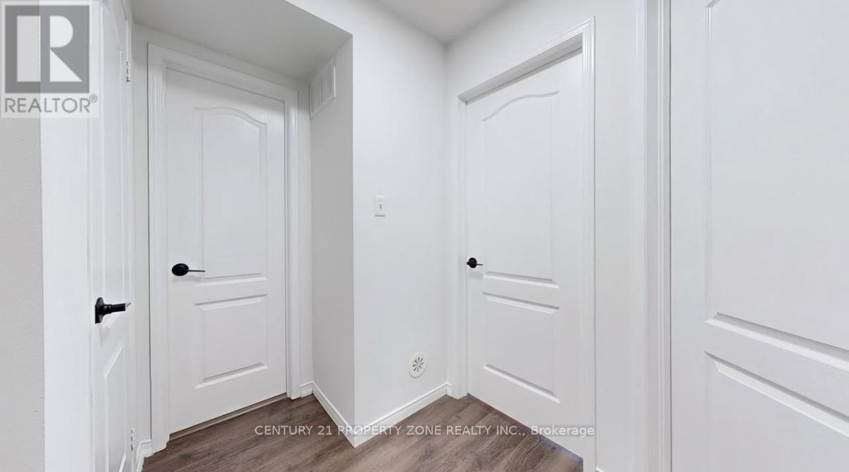 17 - 19 Hays Boulevard, Oakville, Ontario  L6H 0H8 - Photo 12 - W12697376