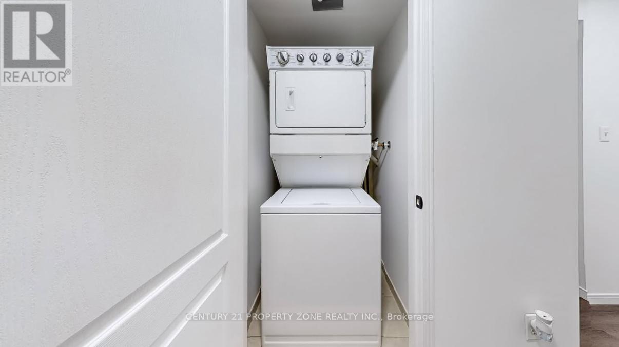 17 - 19 Hays Boulevard, Oakville, Ontario  L6H 0H8 - Photo 17 - W12697376