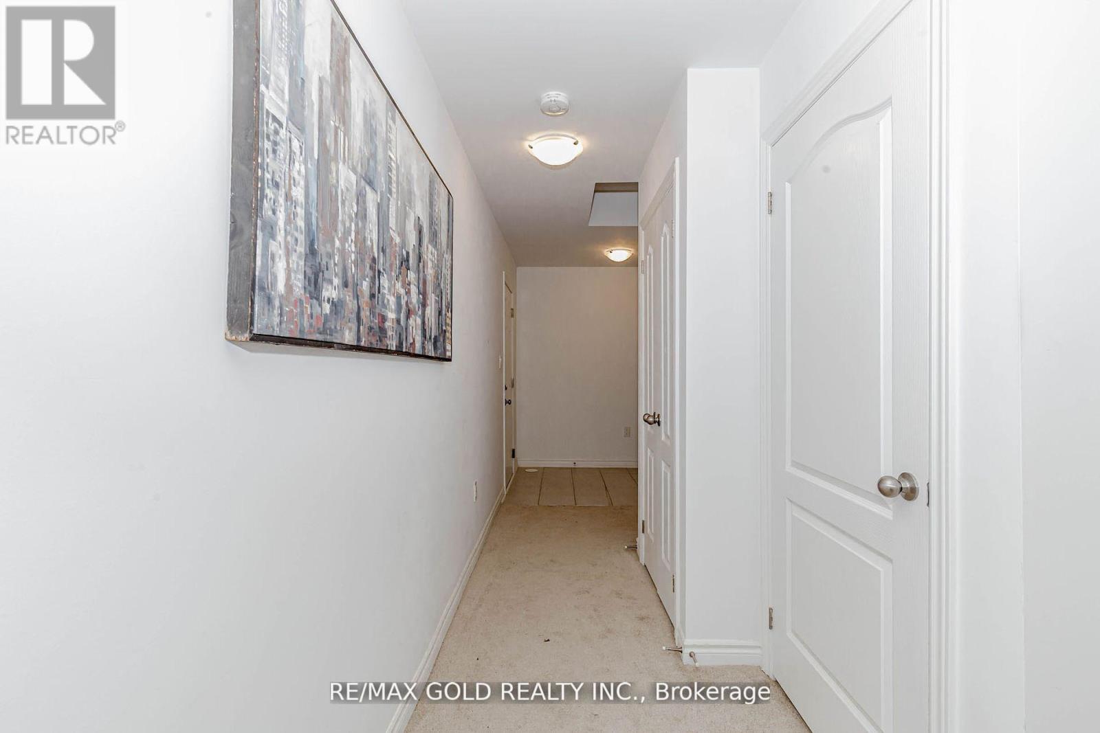 15 Tiveron Avenue, Caledon, Ontario  L7C 4L4 - Photo 5 - W12697398