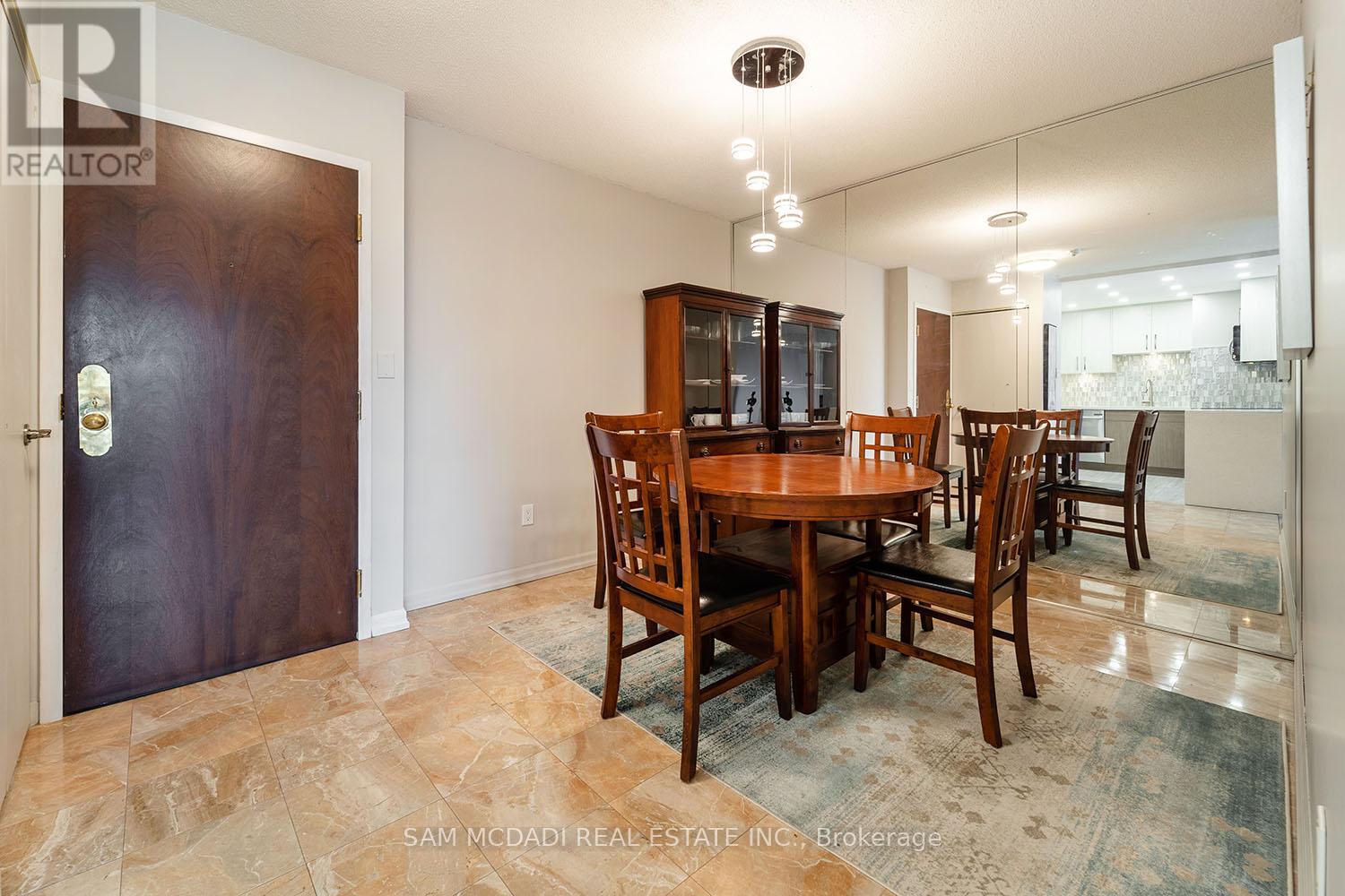 909 - 1300 Islington Avenue, Toronto, Ontario  M9A 5C4 - Photo 2 - W12697406