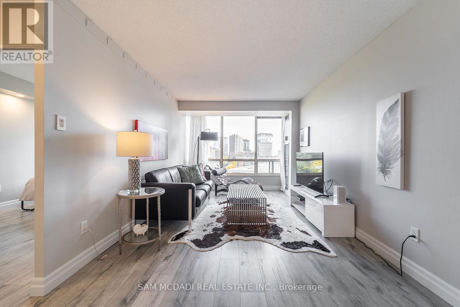 909 - 1300 Islington Avenue, Toronto, Ontario  M9A 5C4 - Photo 7 - W12697406