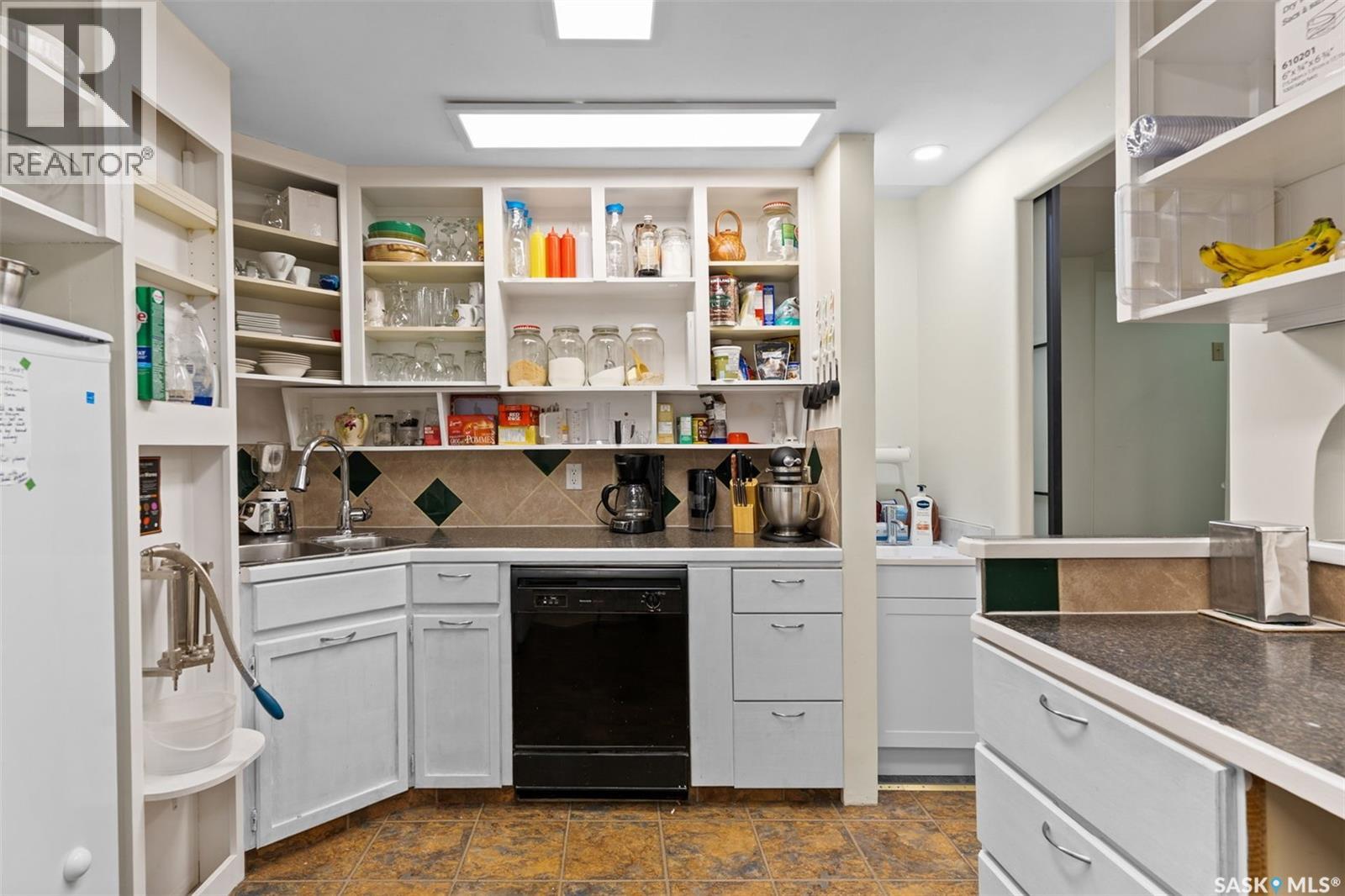 202-206 Elizabeth Avenue, Manitou Beach, Saskatchewan  S0K 4T1 - Photo 27 - SK013898