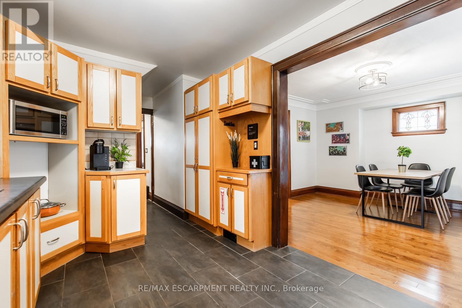 60 Lake Avenue Drive, Hamilton, Ontario  L8G 3N3 - Photo 11 - X12697356