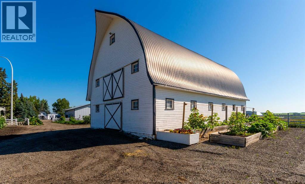 10 & 20, 30061 Range Road 23, Rural Mountain View County, Alberta  T0M 0N0 - Photo 38 - A2260171