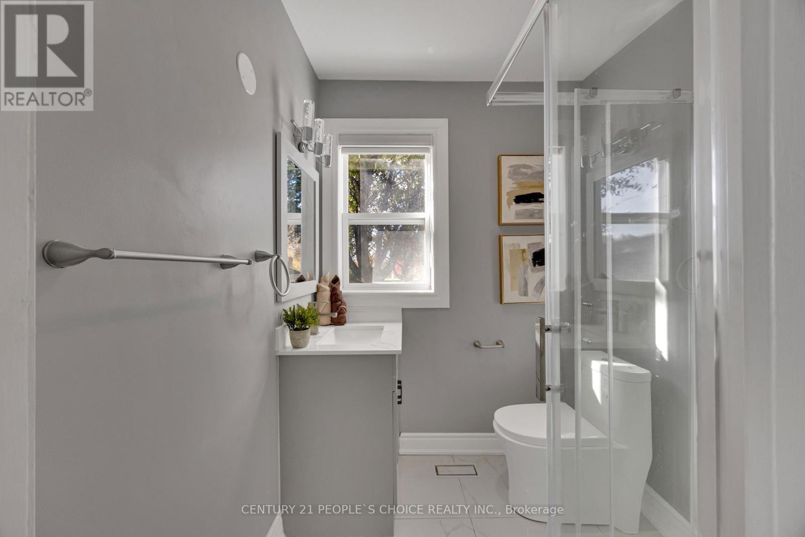 1268 Northaven Drive N, Mississauga, Ontario  L5G 4E7 - Photo 20 - W12696652