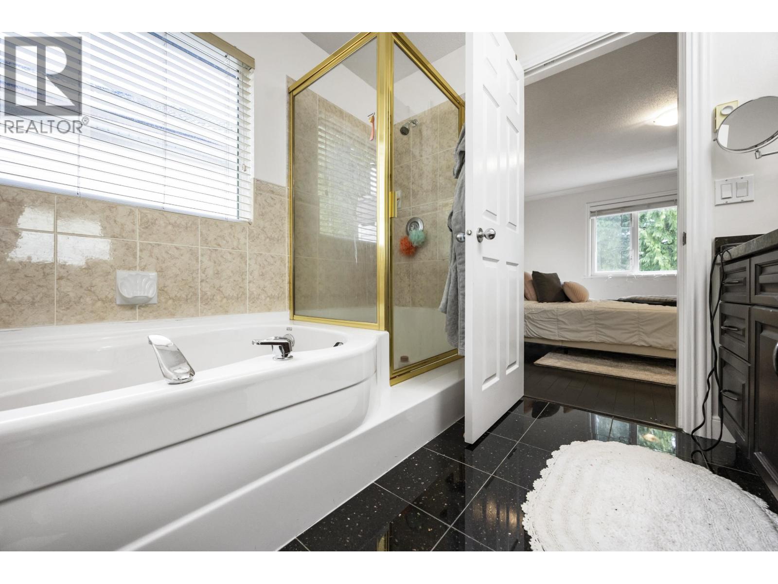 1612 Plateau Crescent, Coquitlam, British Columbia  V3E 3B3 - Photo 25 - R3079647