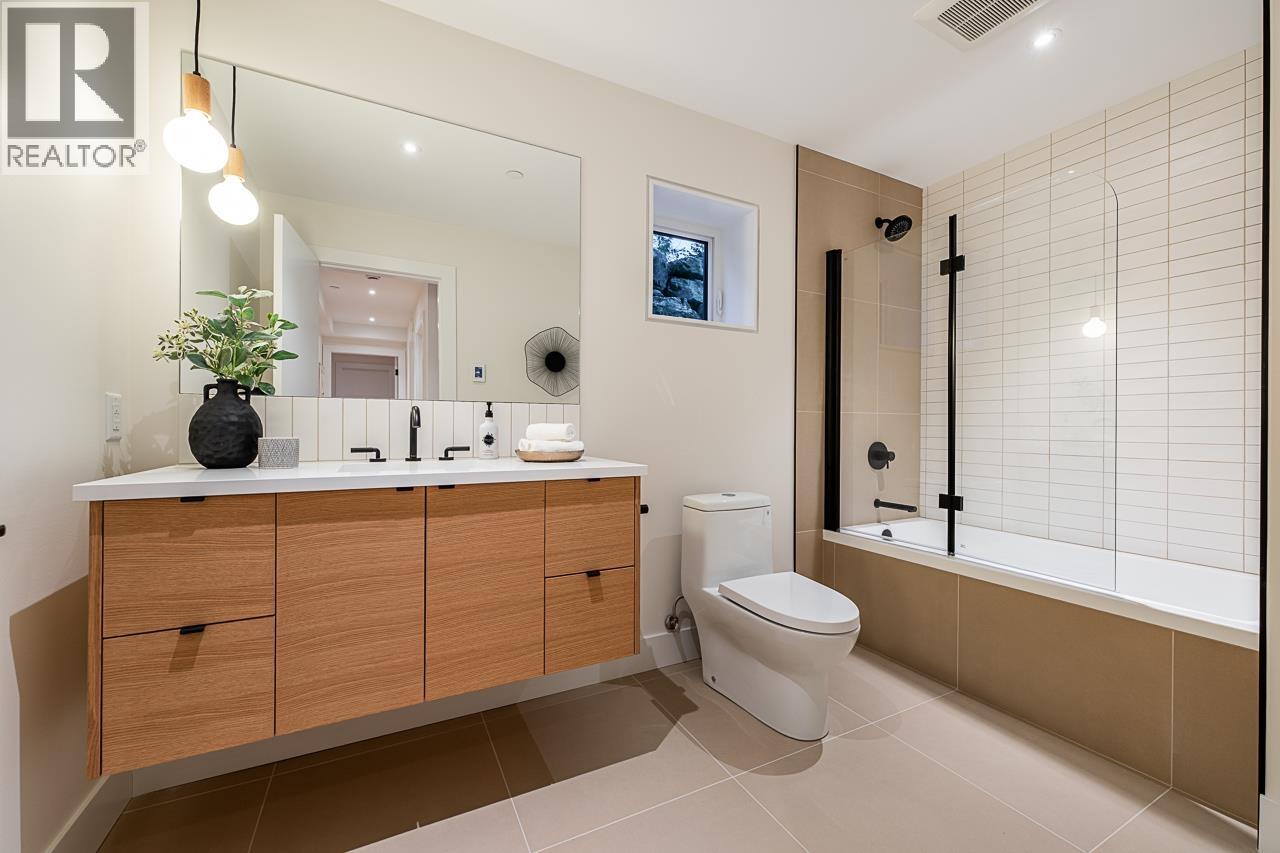 885 Rivendell Drive, Bowen Island, British Columbia  V0N 1G0 - Photo 25 - R3079649