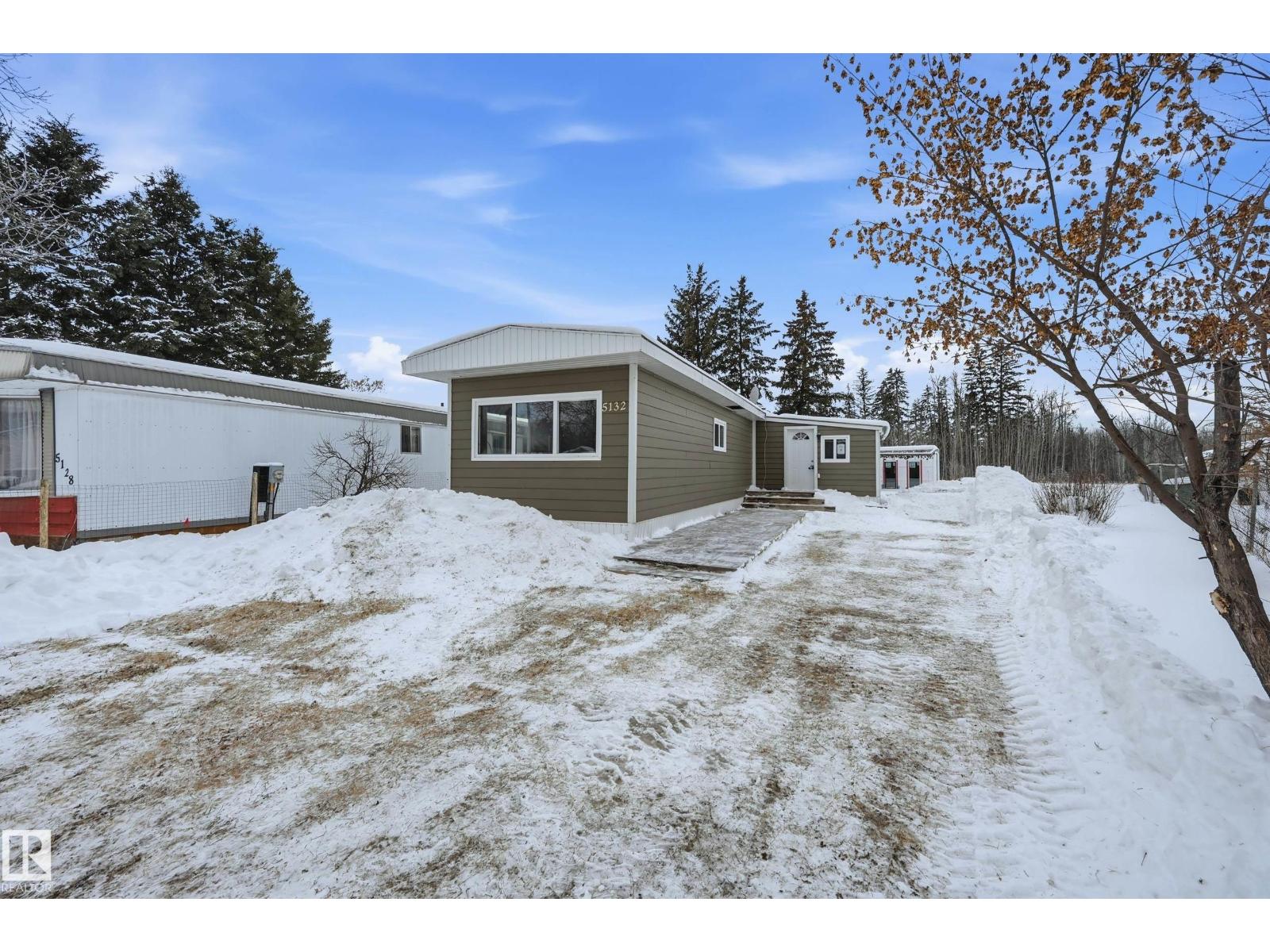 5132 50 St, Onoway, Alberta  T0E 1V0 - Photo 2 - E4470034