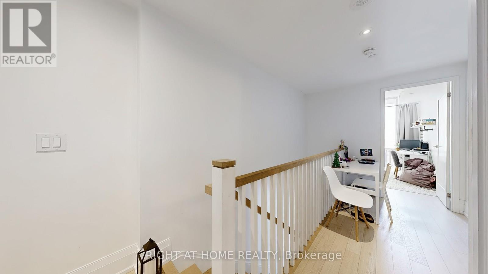 Th-112 - 25 Malcolm Road, Toronto, Ontario  M4G 0C1 - Photo 15 - C12697488