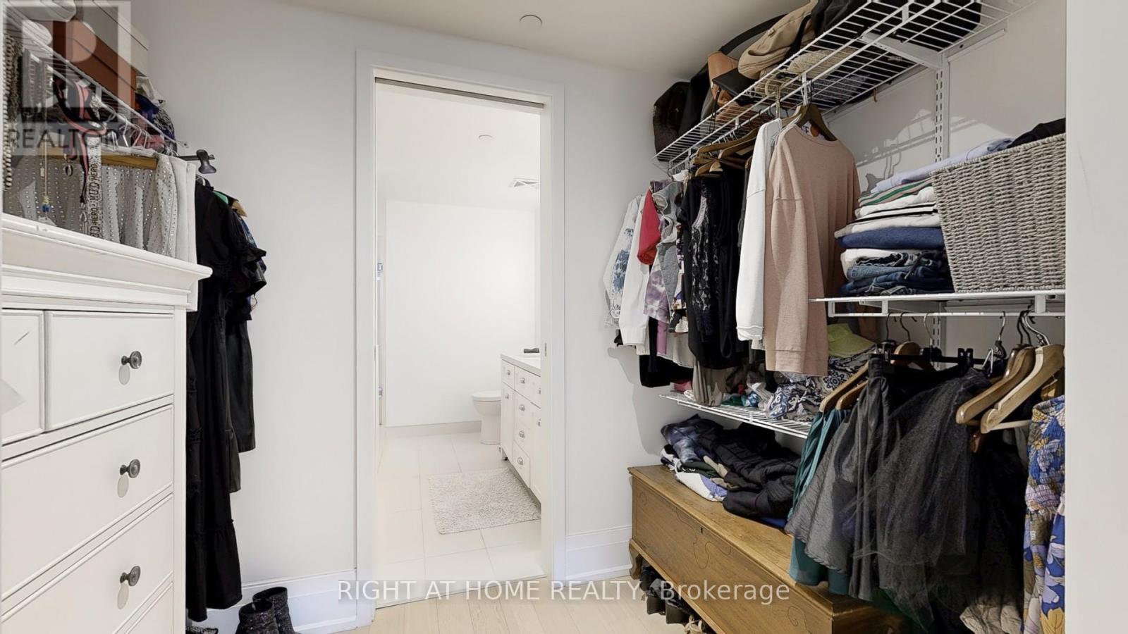 Th-112 - 25 Malcolm Road, Toronto, Ontario  M4G 0C1 - Photo 20 - C12697488