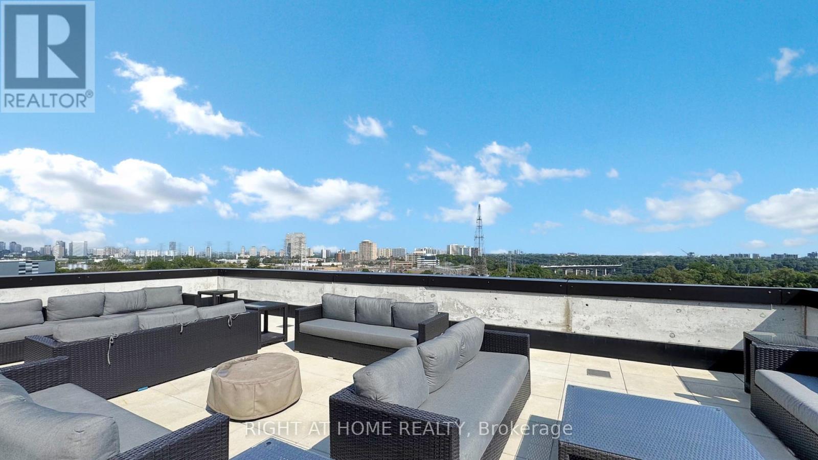 Th-112 - 25 Malcolm Road, Toronto, Ontario  M4G 0C1 - Photo 27 - C12697488