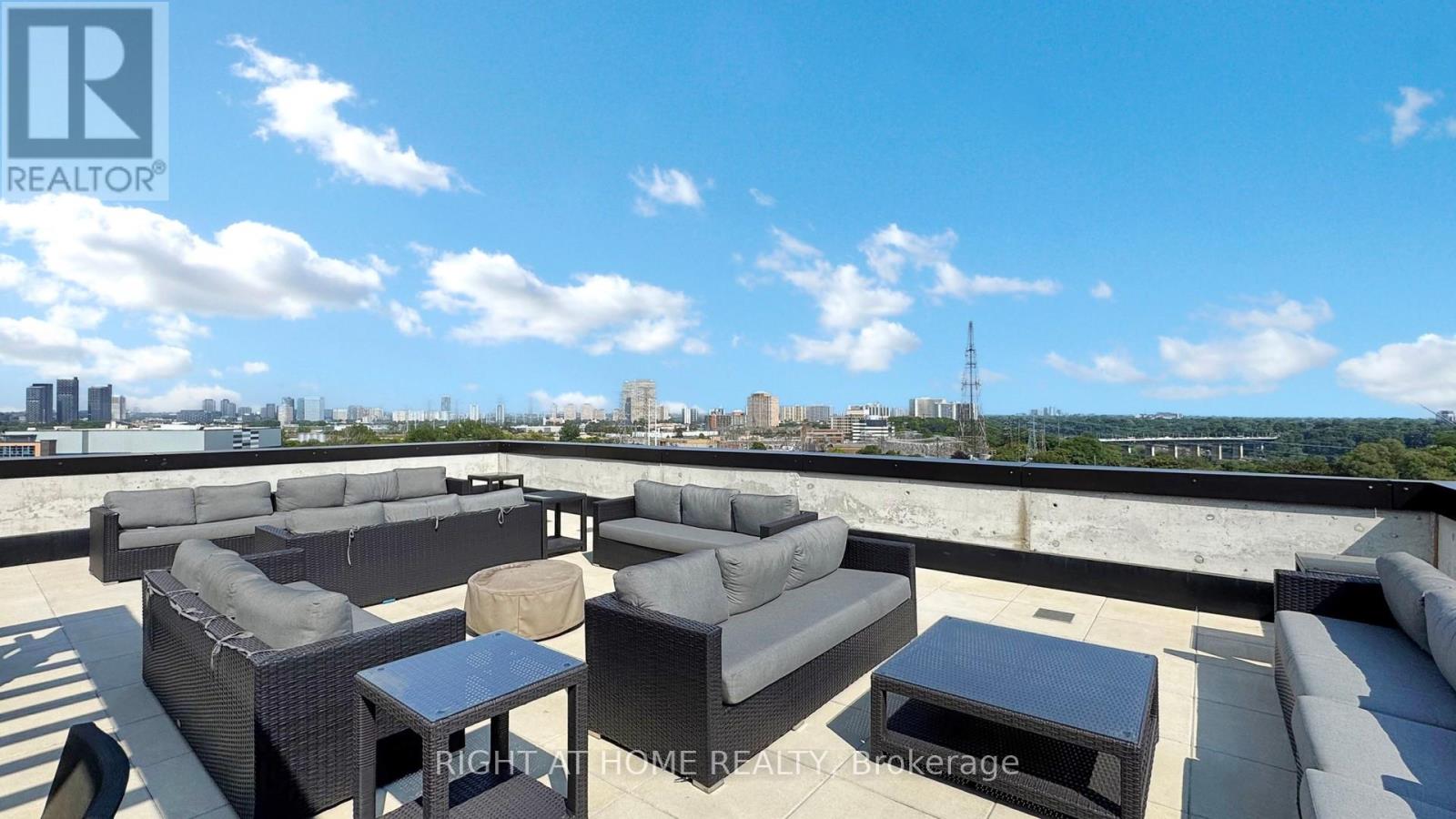 Th-112 - 25 Malcolm Road, Toronto, Ontario  M4G 0C1 - Photo 30 - C12697488