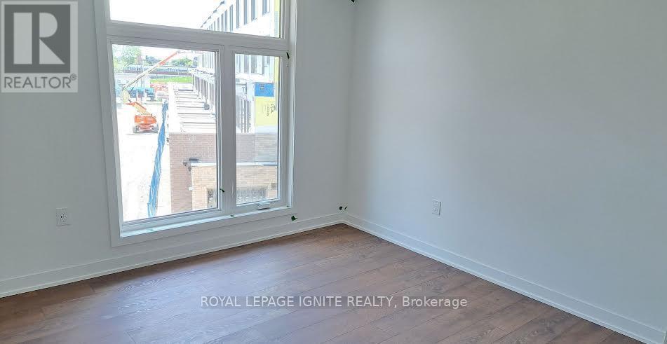 56 Green Gardens Boulevard, Toronto, Ontario  M6A 0E6 - Photo 13 - C12697518