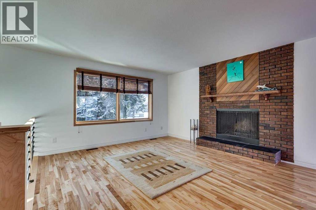 8 Nielsen Close, Red Deer, Alberta  T4P 2A1 - Photo 7 - A2274169