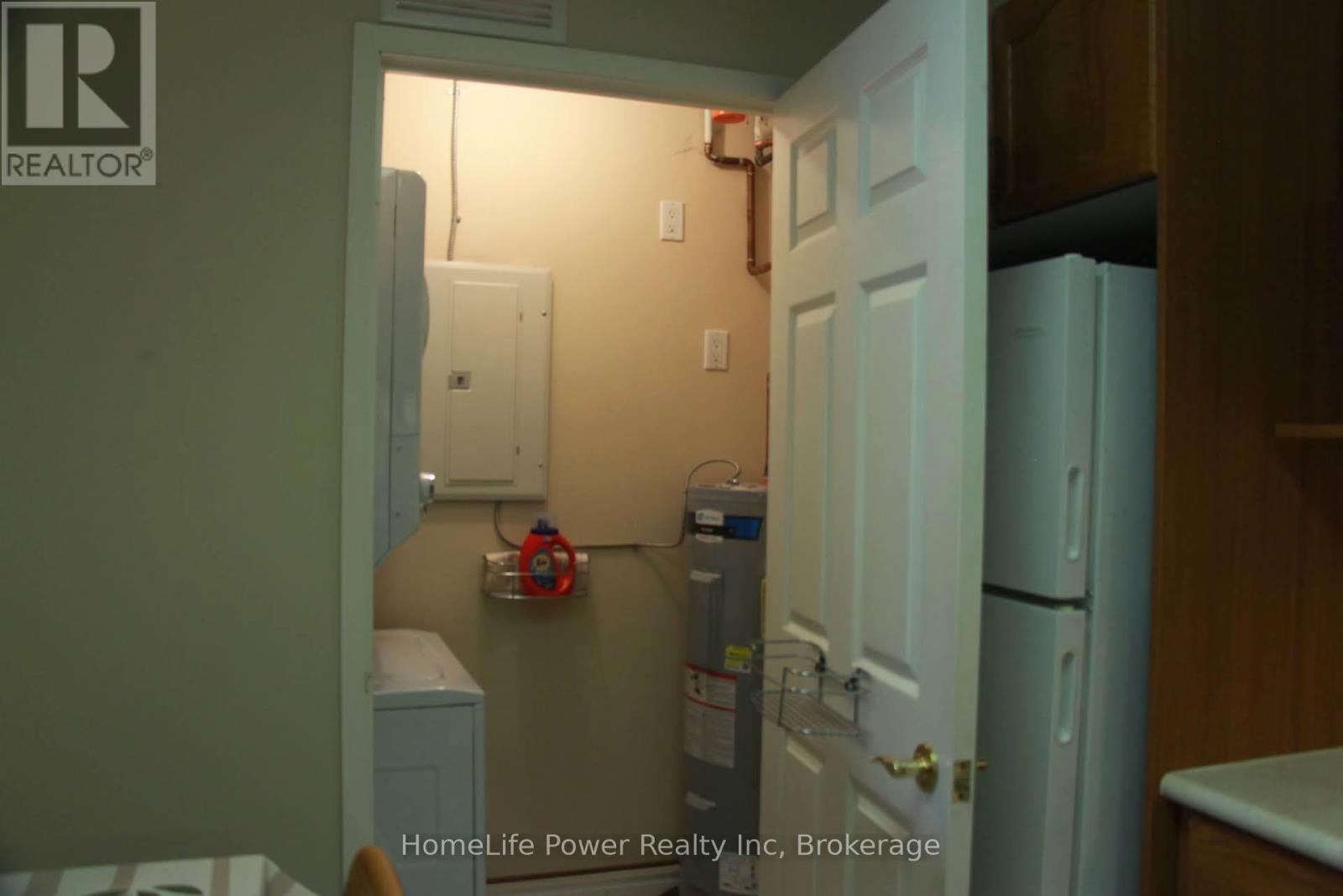 208 - 20 St George Street, Kitchener, Ontario  N2G 2S7 - Photo 26 - X12371312