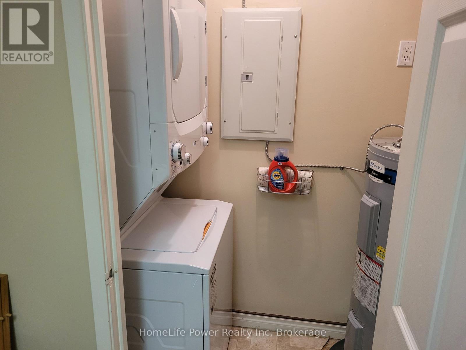 208 - 20 St George Street, Kitchener, Ontario  N2G 2S7 - Photo 27 - X12371312