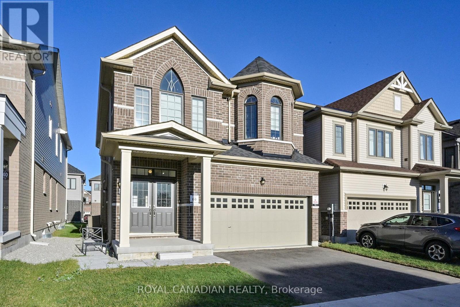 38 Rochester Drive, Barrie, Ontario  L9J 0W1 - Photo 2 - S12697510