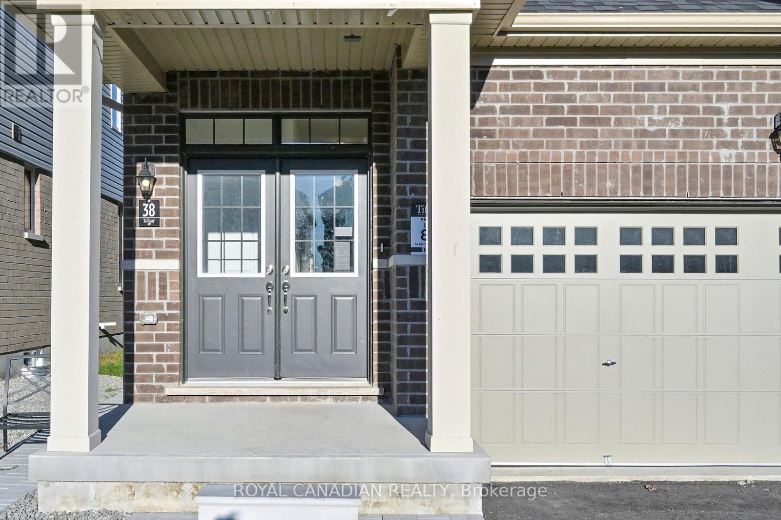 38 Rochester Drive, Barrie, Ontario  L9J 0W1 - Photo 4 - S12697510