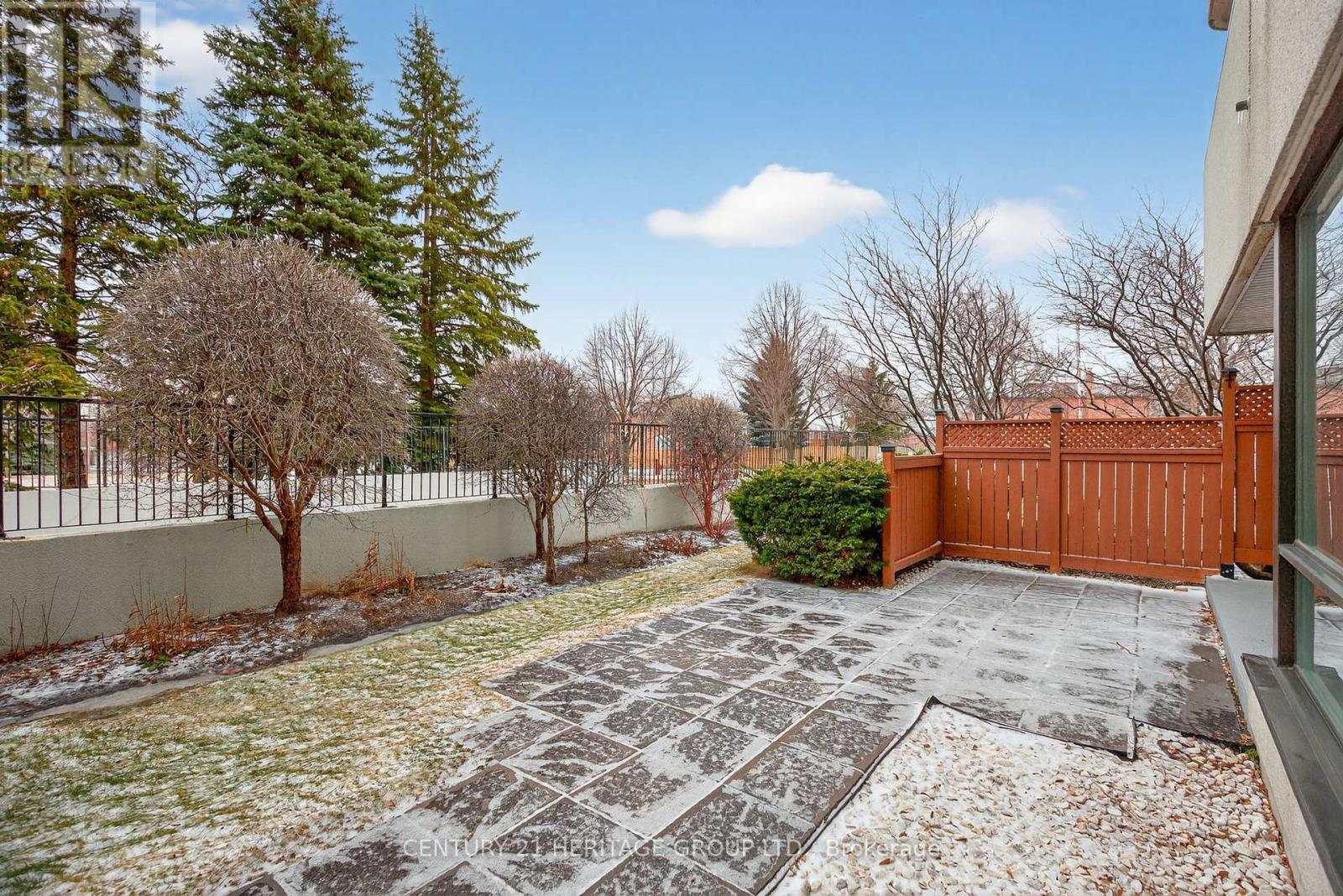 112 - 40 Harding Boulevard W, Richmond Hill, Ontario  L4C 9S5 - Photo 40 - N12695376