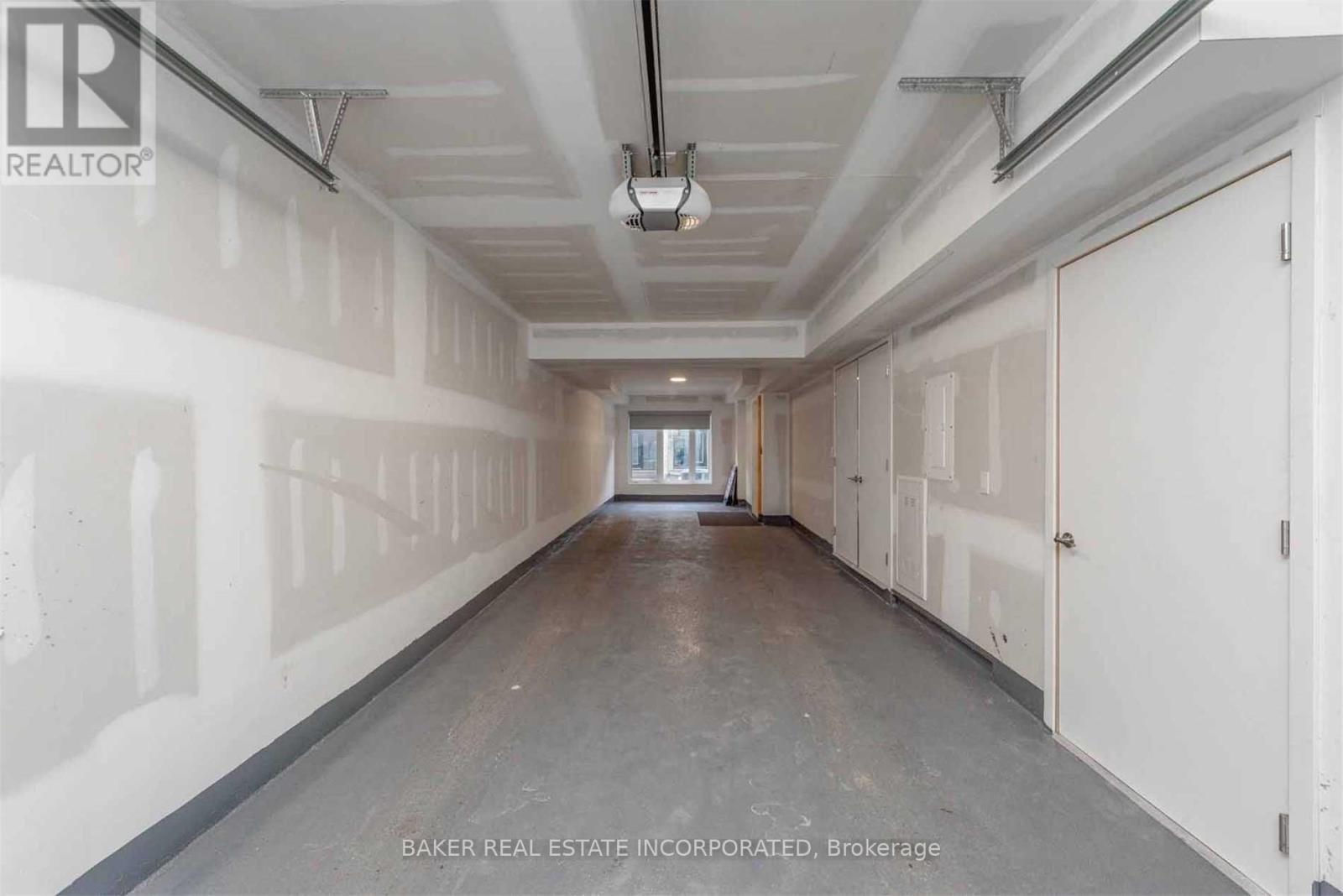 30 - 1095 Cooke Boulevard, Burlington, Ontario  L7T 0C4 - Photo 21 - W12689590