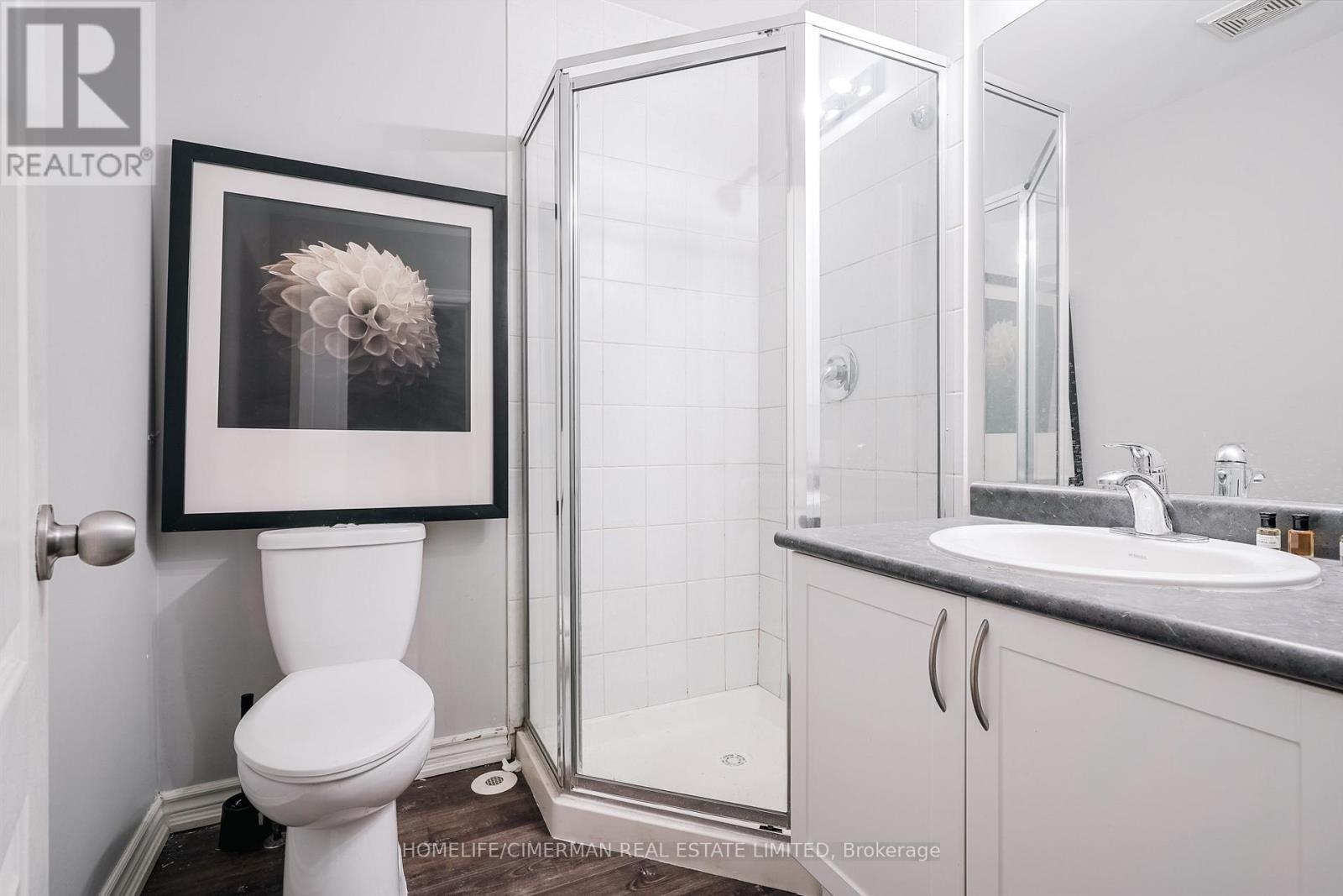 16 Piggott Mews, Toronto, Ontario  M9N 0A4 - Photo 15 - W12697500