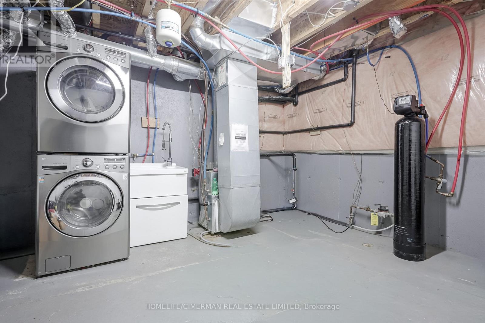 16 Piggott Mews, Toronto, Ontario  M9N 0A4 - Photo 16 - W12697500