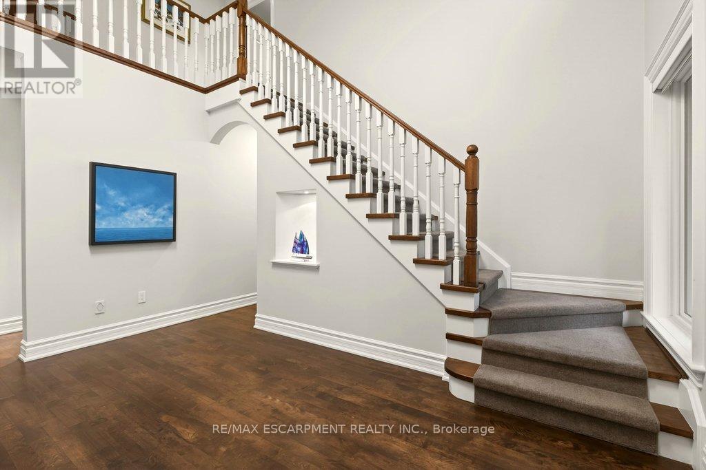 4169 Lakeshore Road, Burlington, Ontario  L7L 1A5 - Photo 23 - W12697508