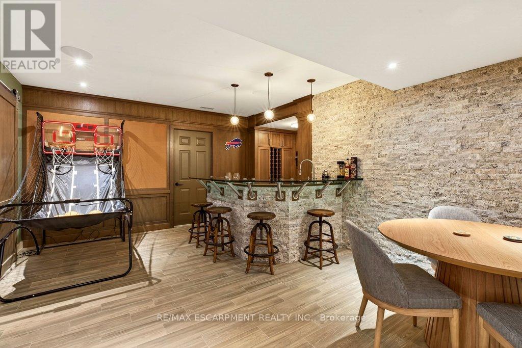 4169 Lakeshore Road, Burlington, Ontario  L7L 1A5 - Photo 37 - W12697508