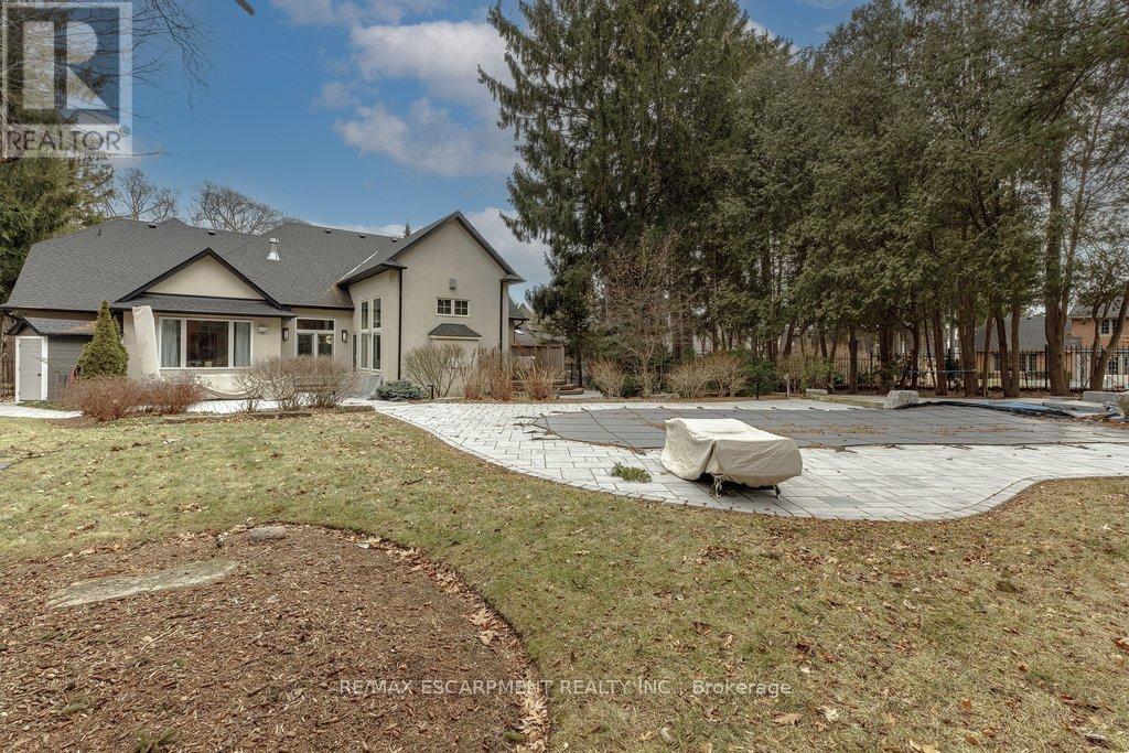 4169 Lakeshore Road, Burlington, Ontario  L7L 1A5 - Photo 43 - W12697508