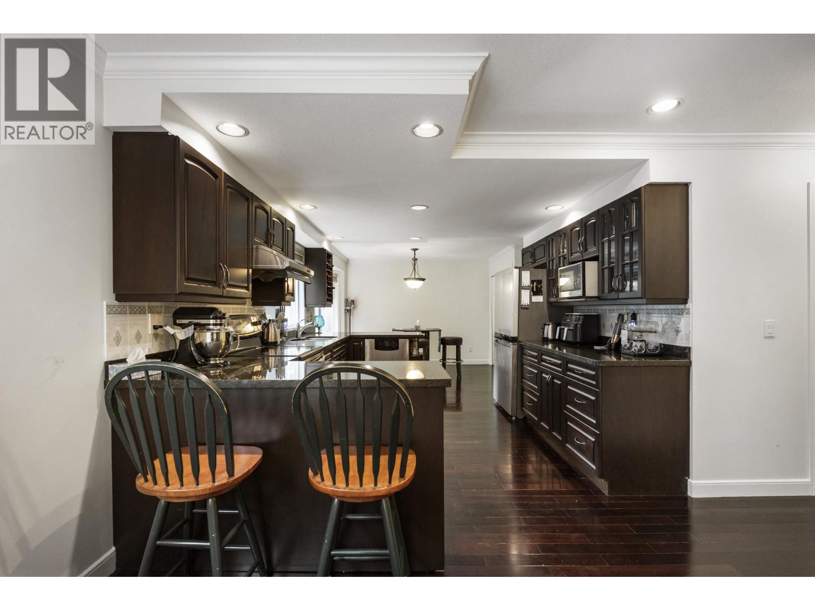 1612 Plateau Crescent, Coquitlam, British Columbia V3E 3B3 - Photo 5 - R3079647