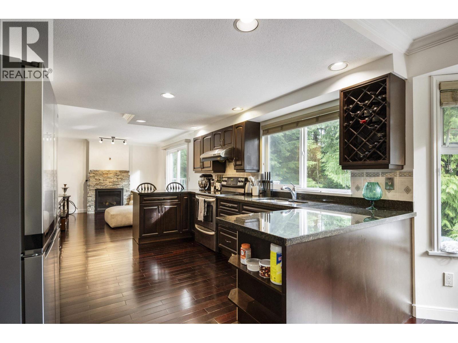 1612 Plateau Crescent, Coquitlam, British Columbia V3E 3B3 - Photo 7 - R3079647