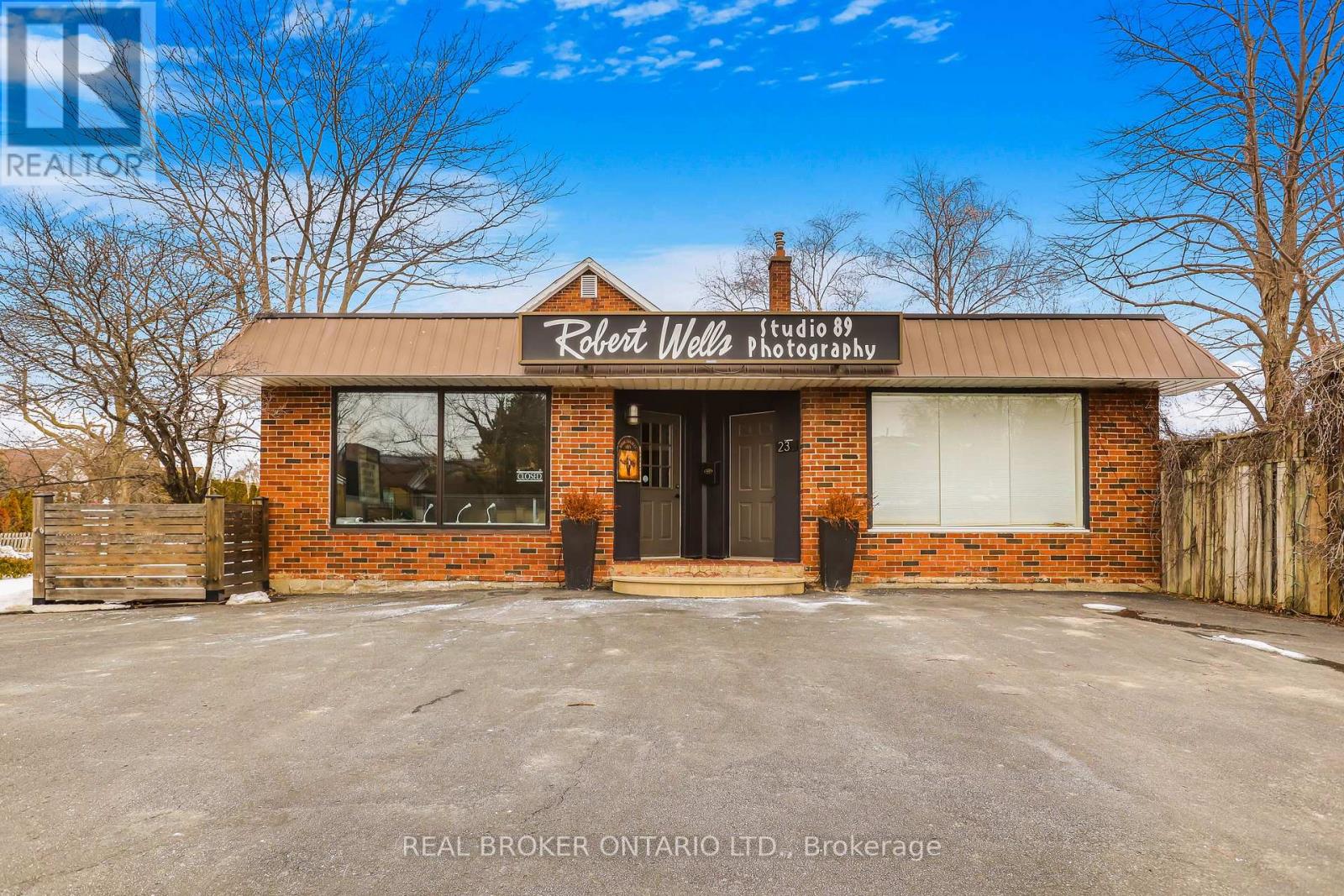 231 #8 HIGHWAY, Hamilton, Ontario