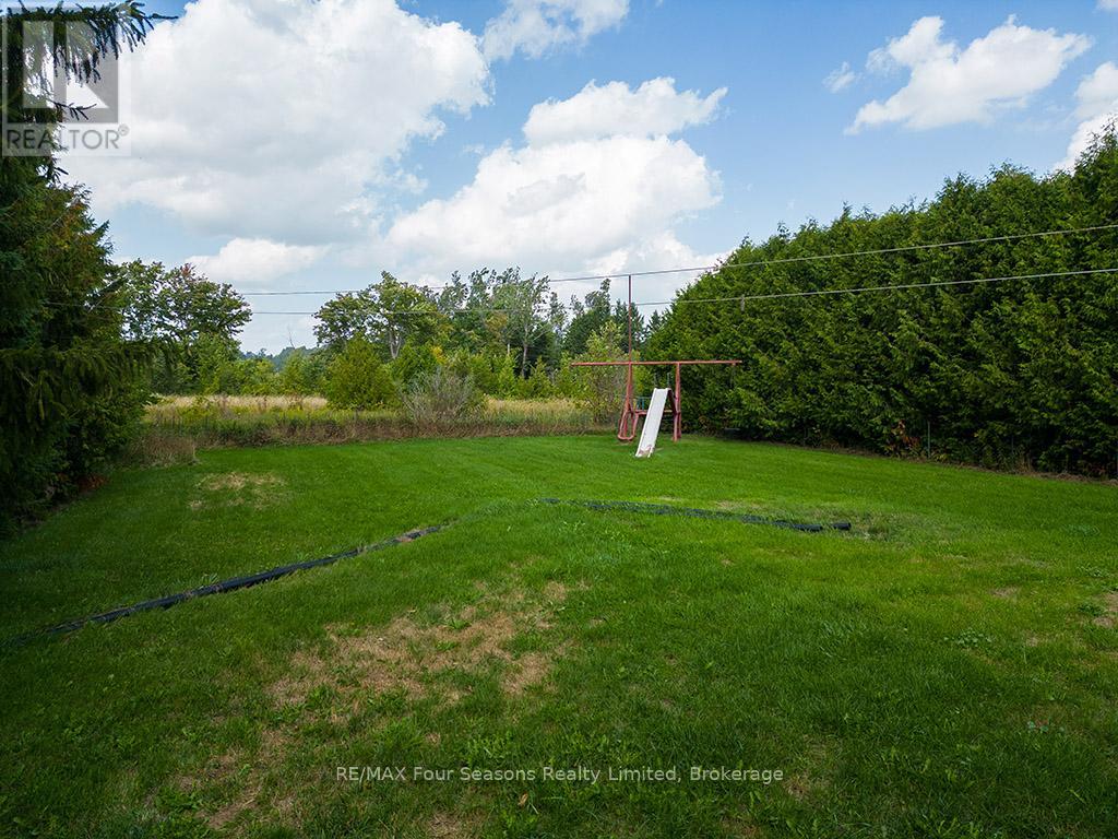 98 George Street, Clearview (Creemore), Ontario  L0M 1G0 - Photo 31 - S12697548