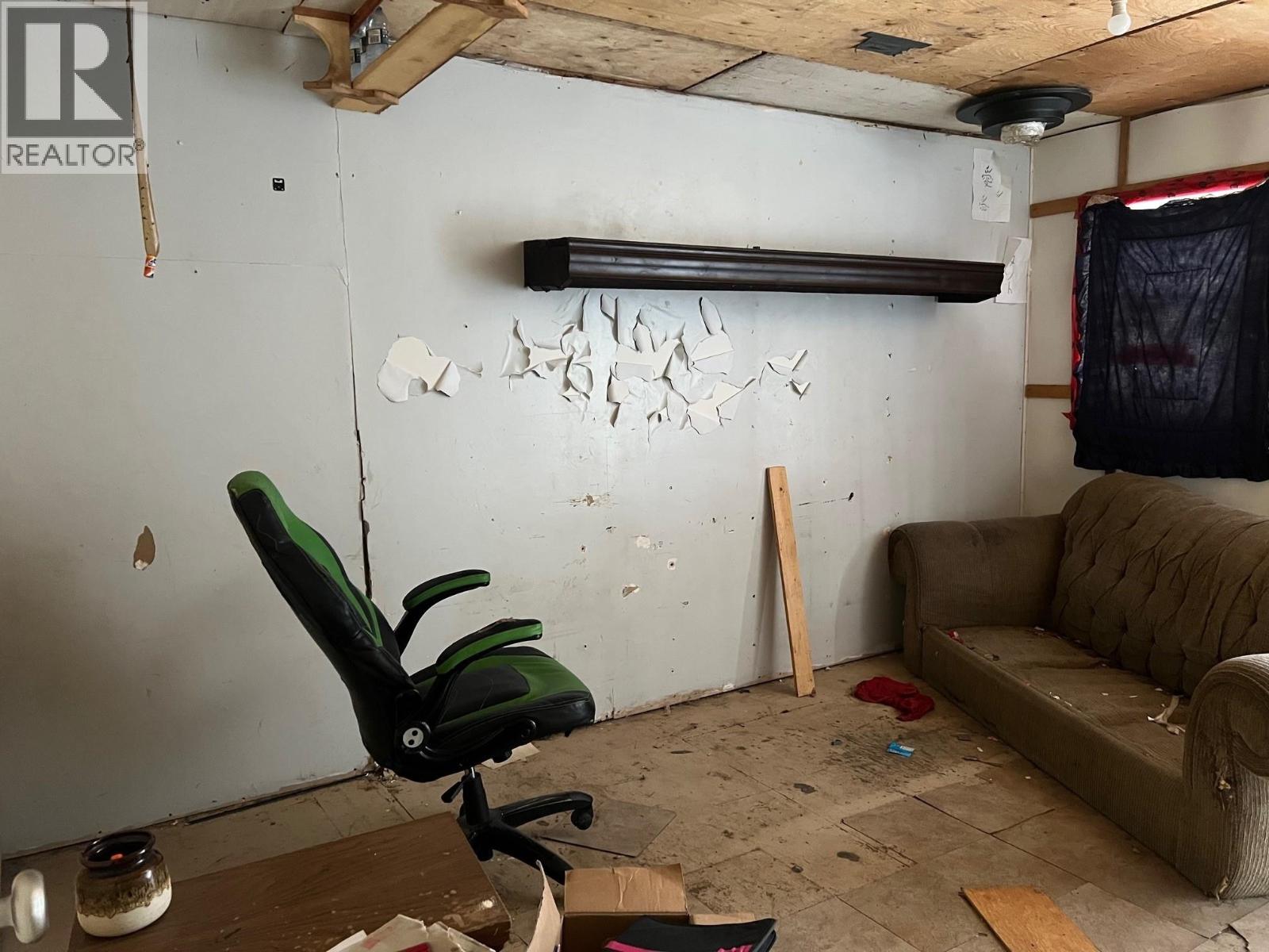 10109 Beattie Drive, Hudsons Hope, British Columbia  V0C 1V0 - Photo 10 - R3049184