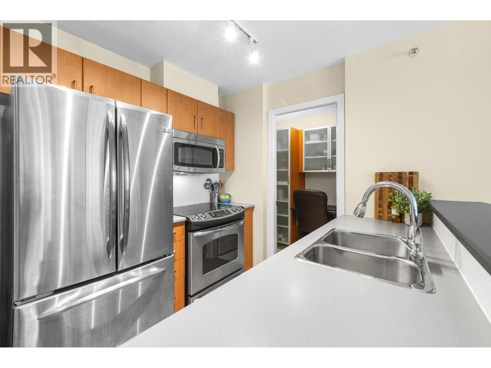 2107 1295 Richards Street, Vancouver, British Columbia  V6B 1B7 - Photo 8 - R3062243