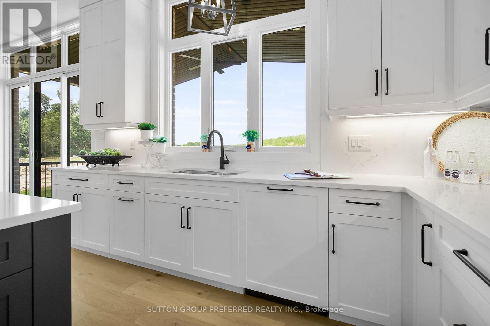 868 Eagletrace Drive, London North, Ontario  N6G 3X9 - Photo 17 - X12697540