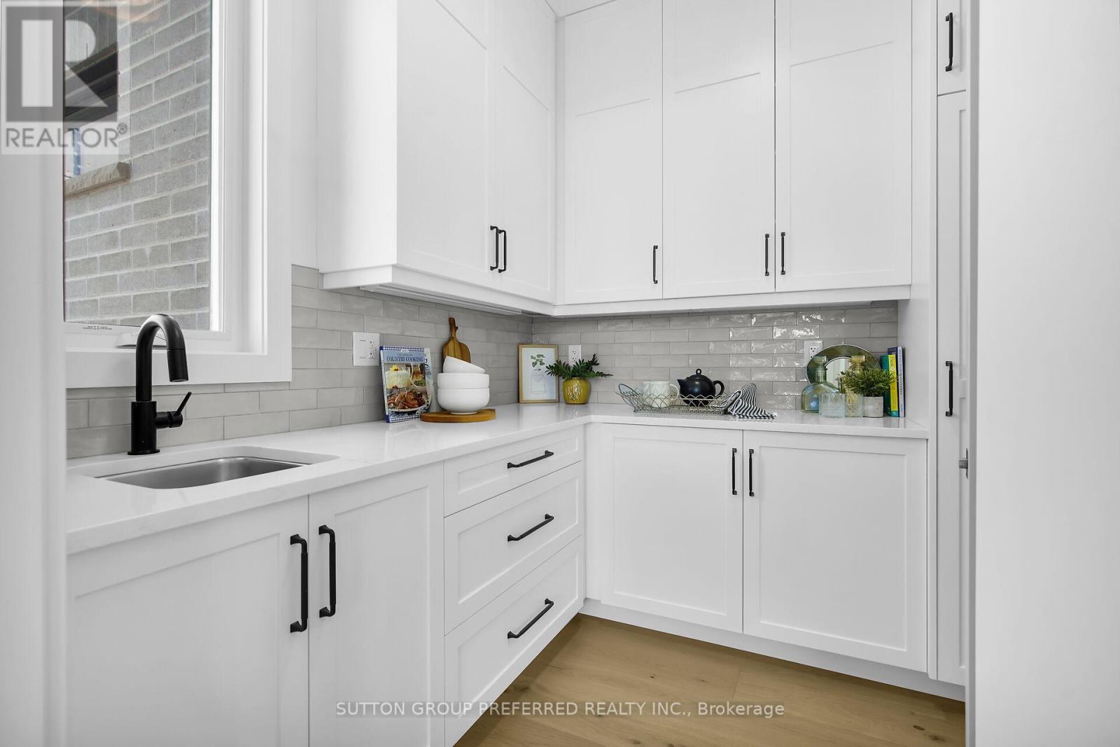 868 Eagletrace Drive, London North, Ontario  N6G 3X9 - Photo 21 - X12697540