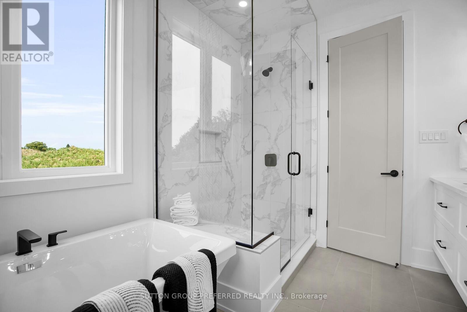 868 Eagletrace Drive, London North, Ontario  N6G 3X9 - Photo 29 - X12697540