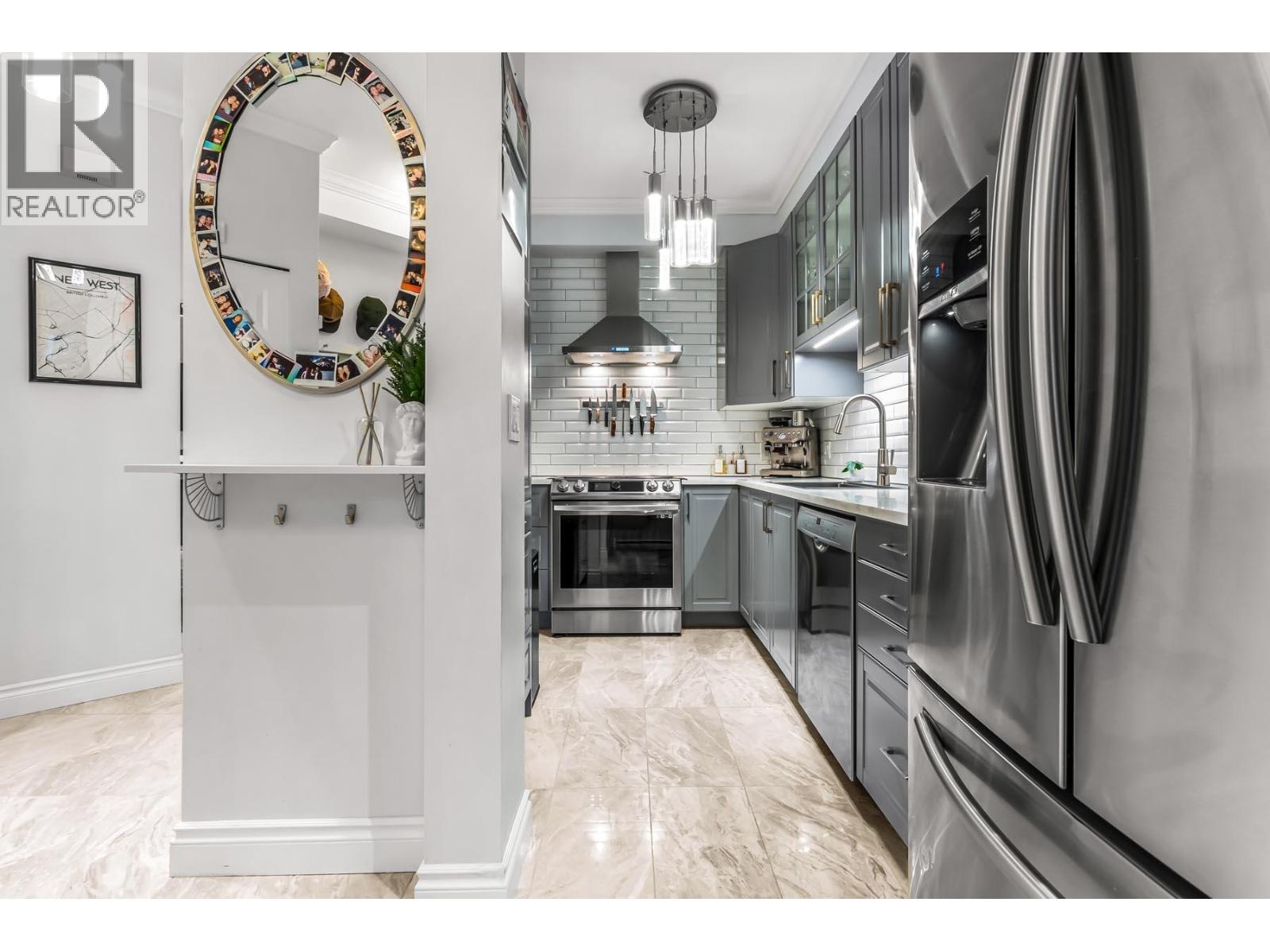 204 815 First Street, New Westminster, British Columbia  V3L 2H7 - Photo 10 - R3074100