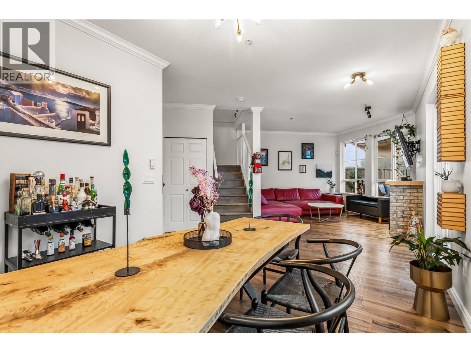 204 815 First Street, New Westminster, British Columbia  V3L 2H7 - Photo 7 - R3074100