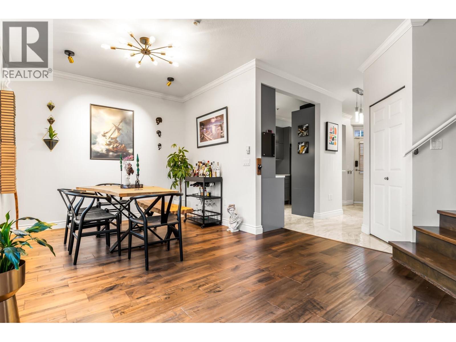 204 815 First Street, New Westminster, British Columbia  V3L 2H7 - Photo 6 - R3074100