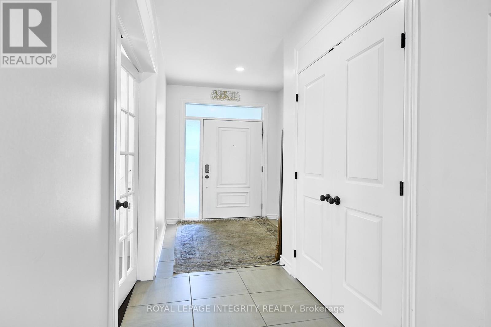 32 Aconitum Way, Ottawa, Ontario  K1T 0S1 - Photo 5 - X12697526