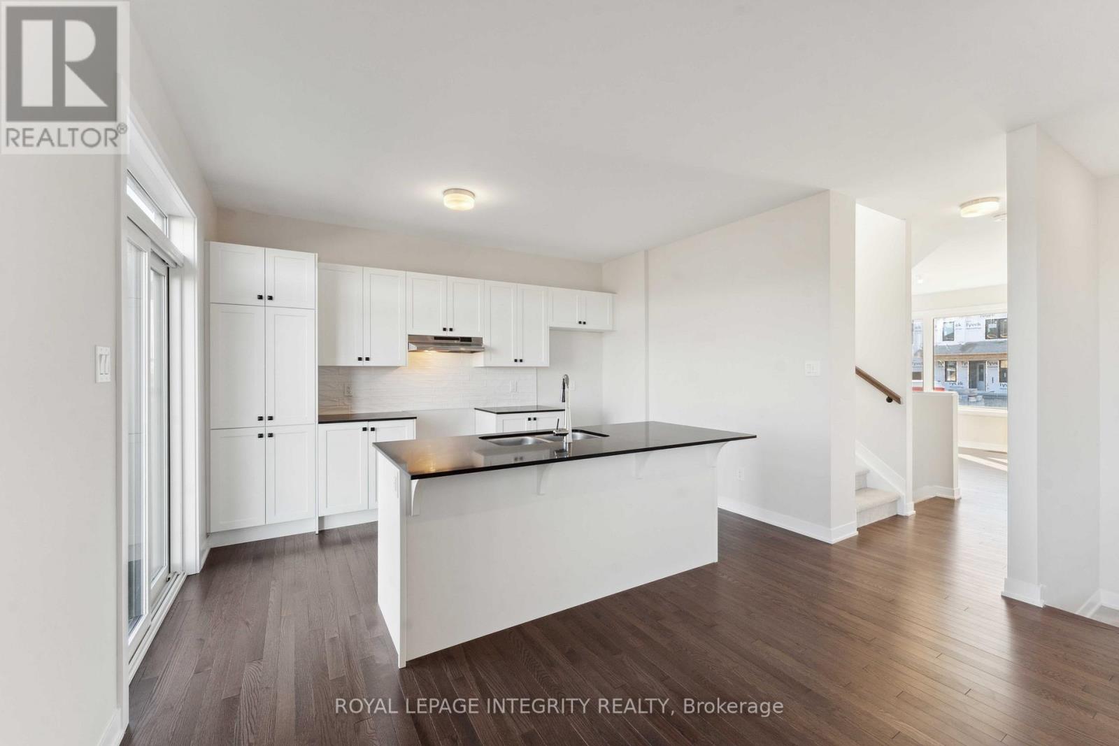 202 Conservancy Drive, Ottawa, Ontario  K2J 7M5 - Photo 13 - X12697570