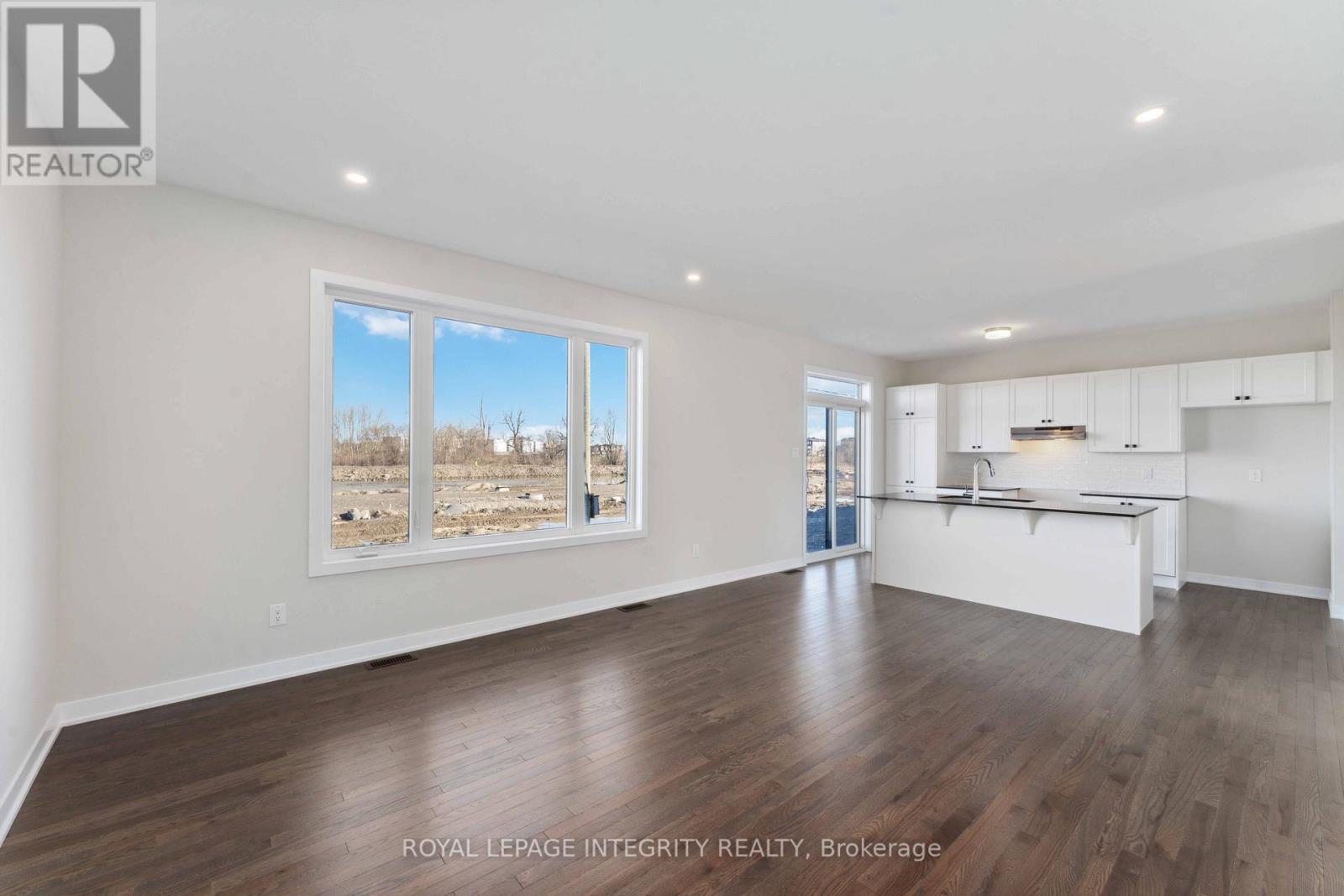 202 Conservancy Drive, Ottawa, Ontario  K2J 7M5 - Photo 15 - X12697570