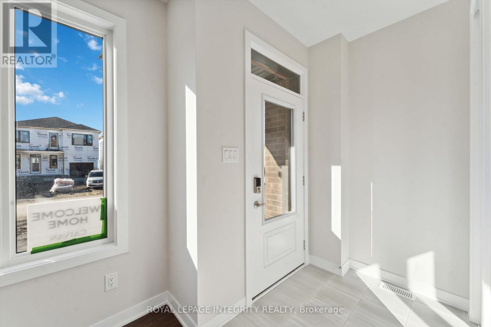 202 Conservancy Drive, Ottawa, Ontario  K2J 7M5 - Photo 2 - X12697570