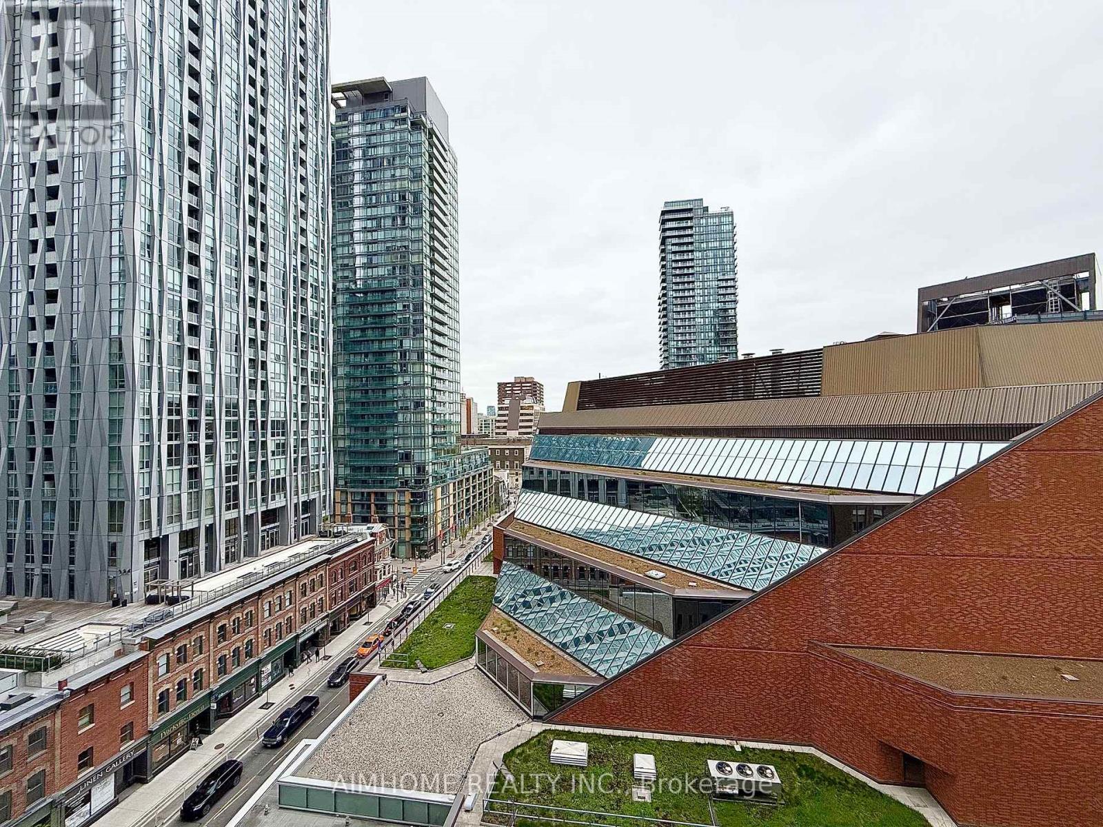 1005 - 771 Yonge Street, Toronto, Ontario  M4W 2G4 - Photo 24 - C12697588