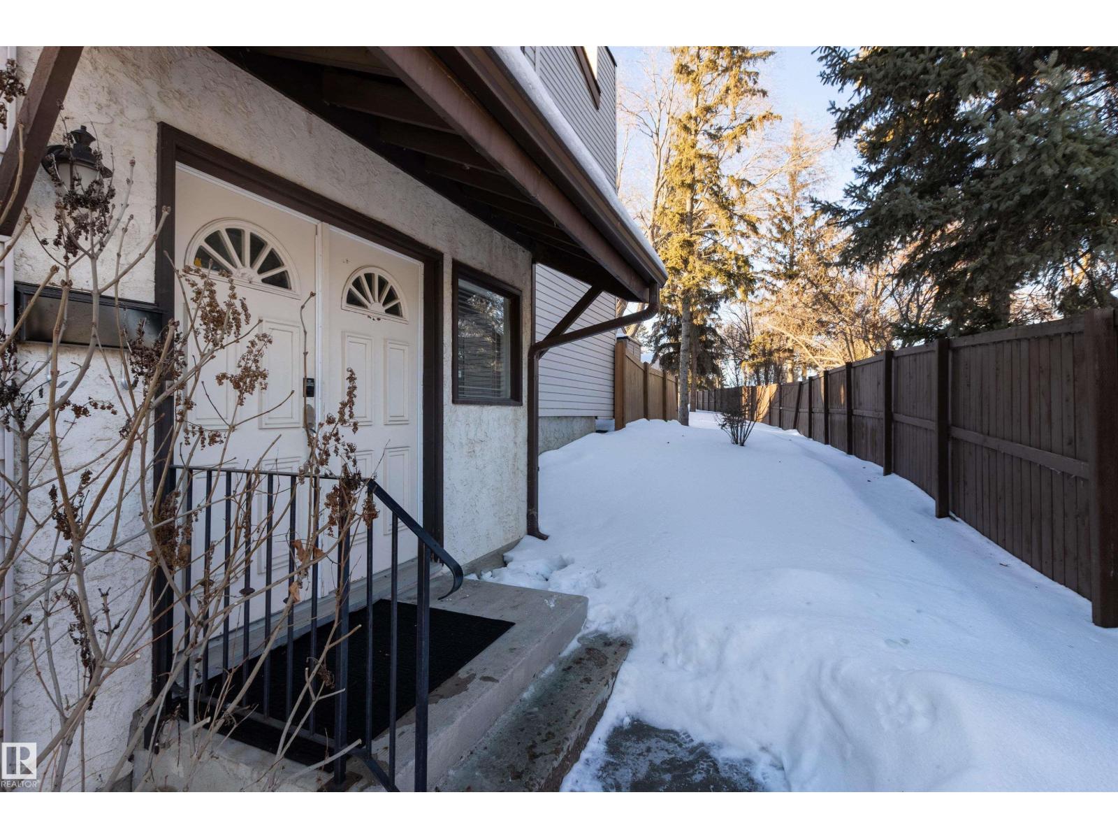 146 Grandin Woods, St. Albert, Alberta  T8N 2Y4 - Photo 2 - E4470039