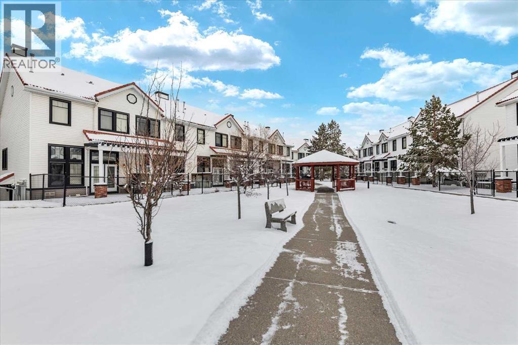 8910 Royal Oak Way Nw, Calgary, Alberta  T3G 6B4 - Photo 37 - A2273406